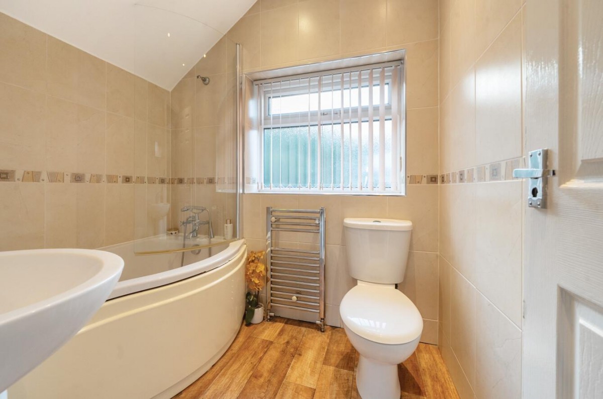 St. Margarets Avenue, Horsforth, LS18