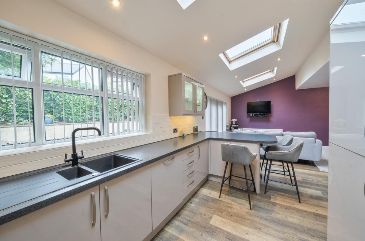 St. Margarets Avenue, Horsforth, LS18