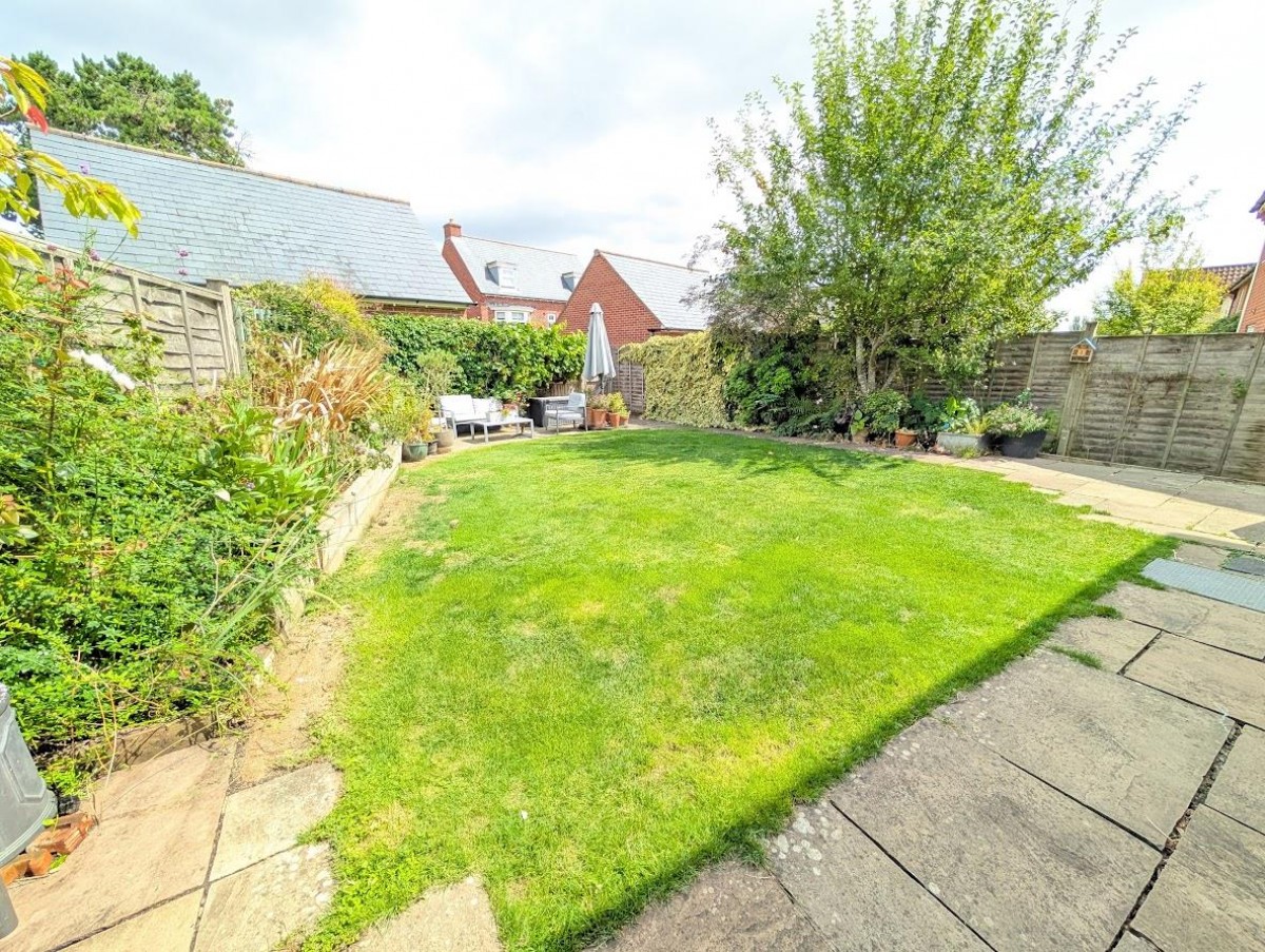 Elderberry Way, Almondsbury, Bristol, Gloucestershire