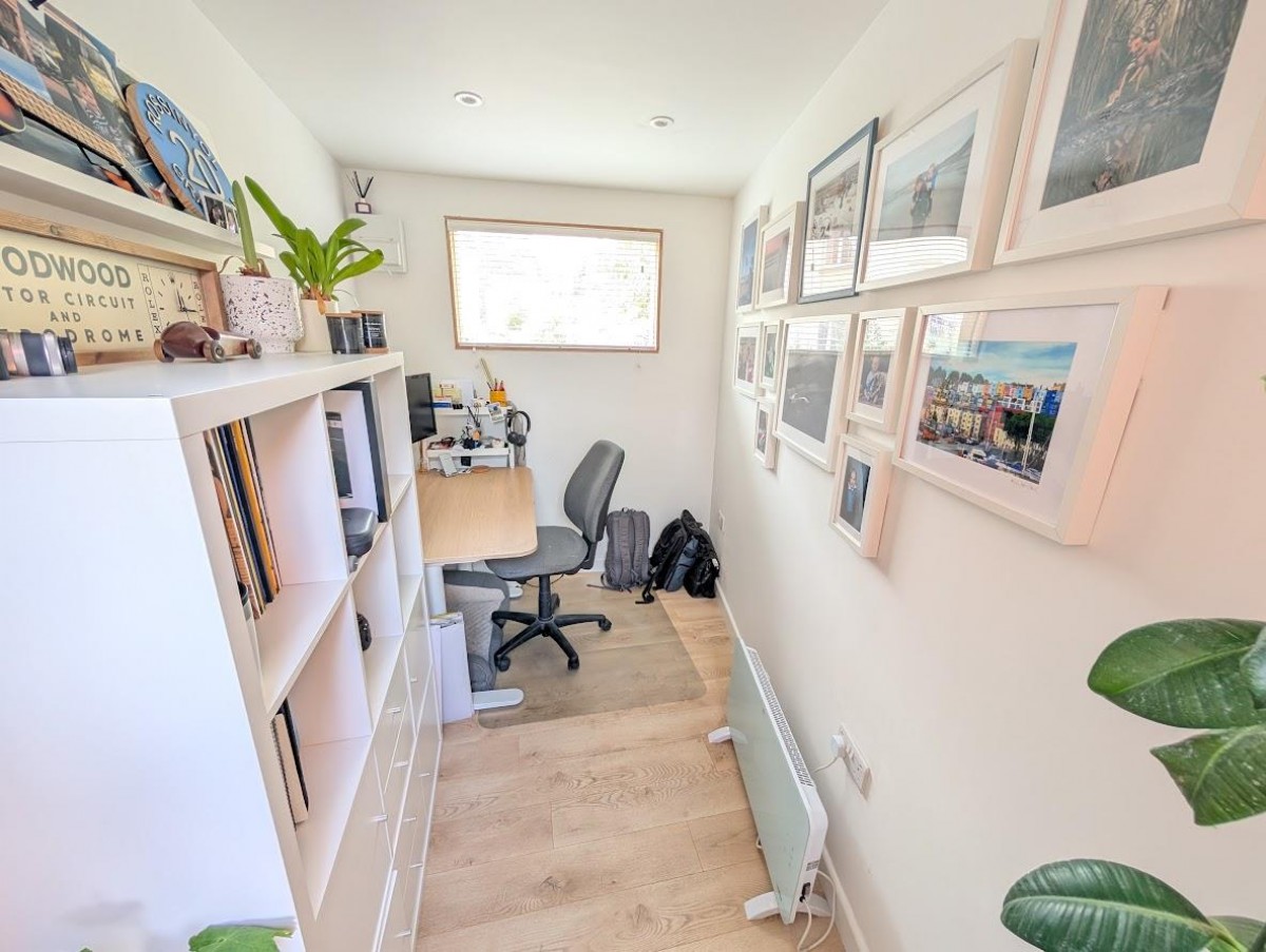 Elderberry Way, Almondsbury, Bristol, Gloucestershire