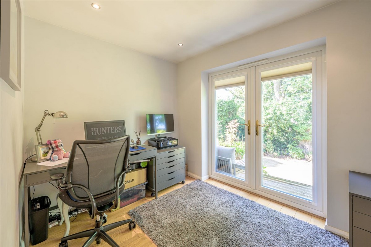 Maidendale Road, Kingswinford, DY6 9DD