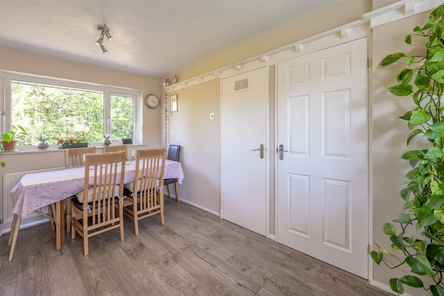 Maidendale Road, Kingswinford, DY6 9DD