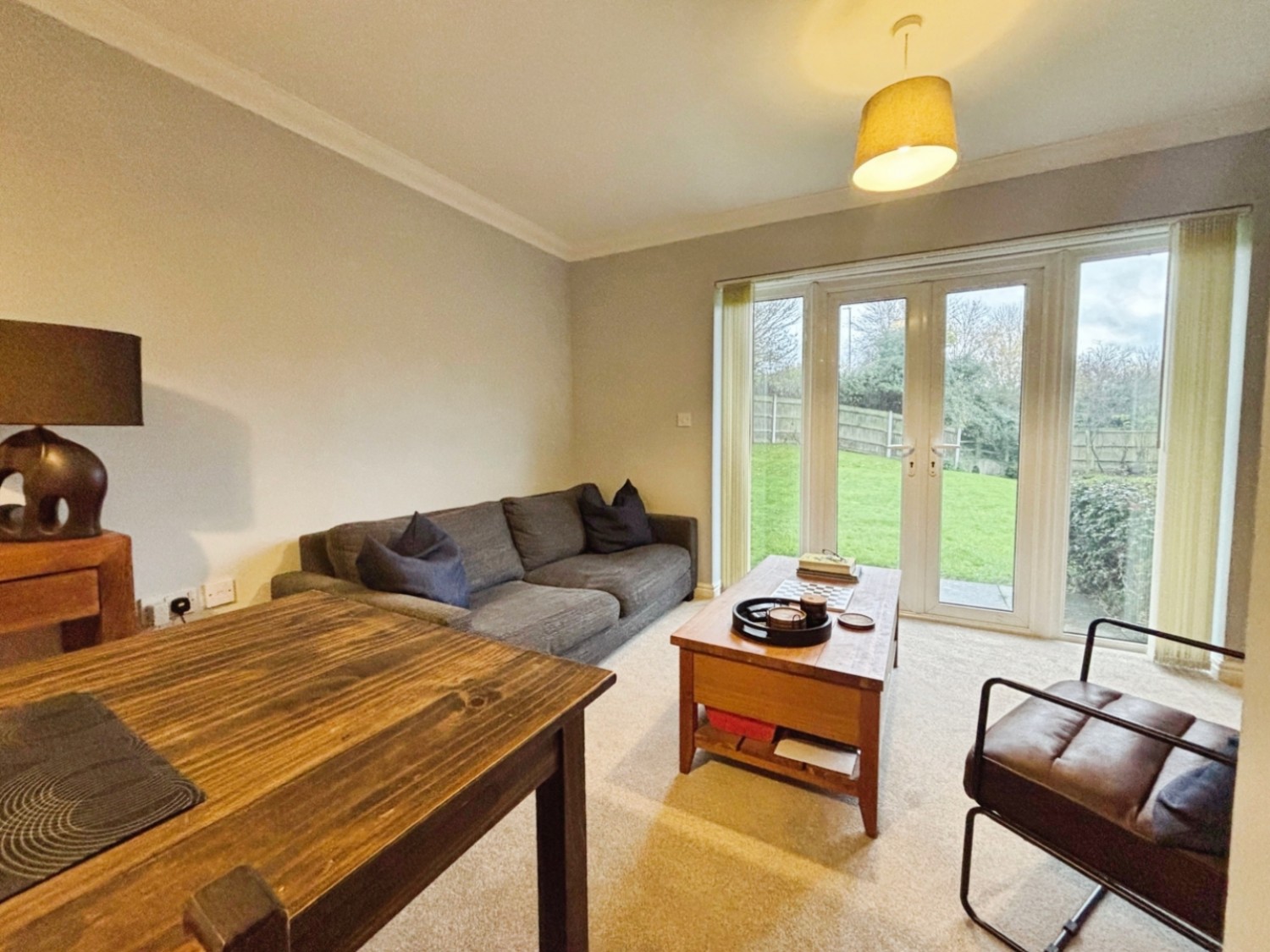 Galloway Drive, Kennington