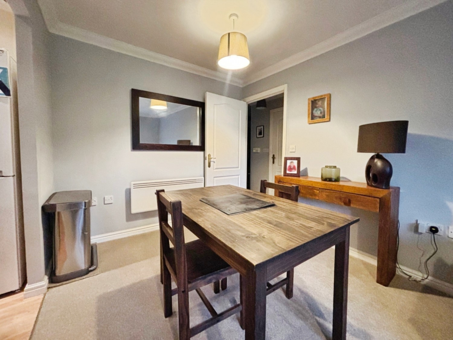 Galloway Drive, Kennington