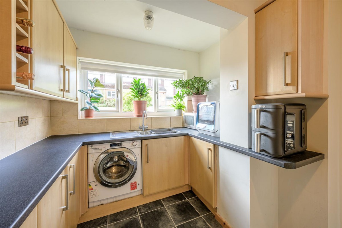 Chatsworth Mews, Elmwood Road, Wordsley, DY8 5JR
