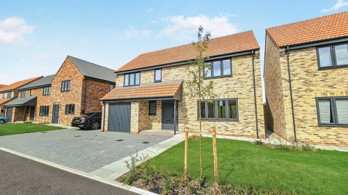 Magnum Plum Way, Frampton Cotterell