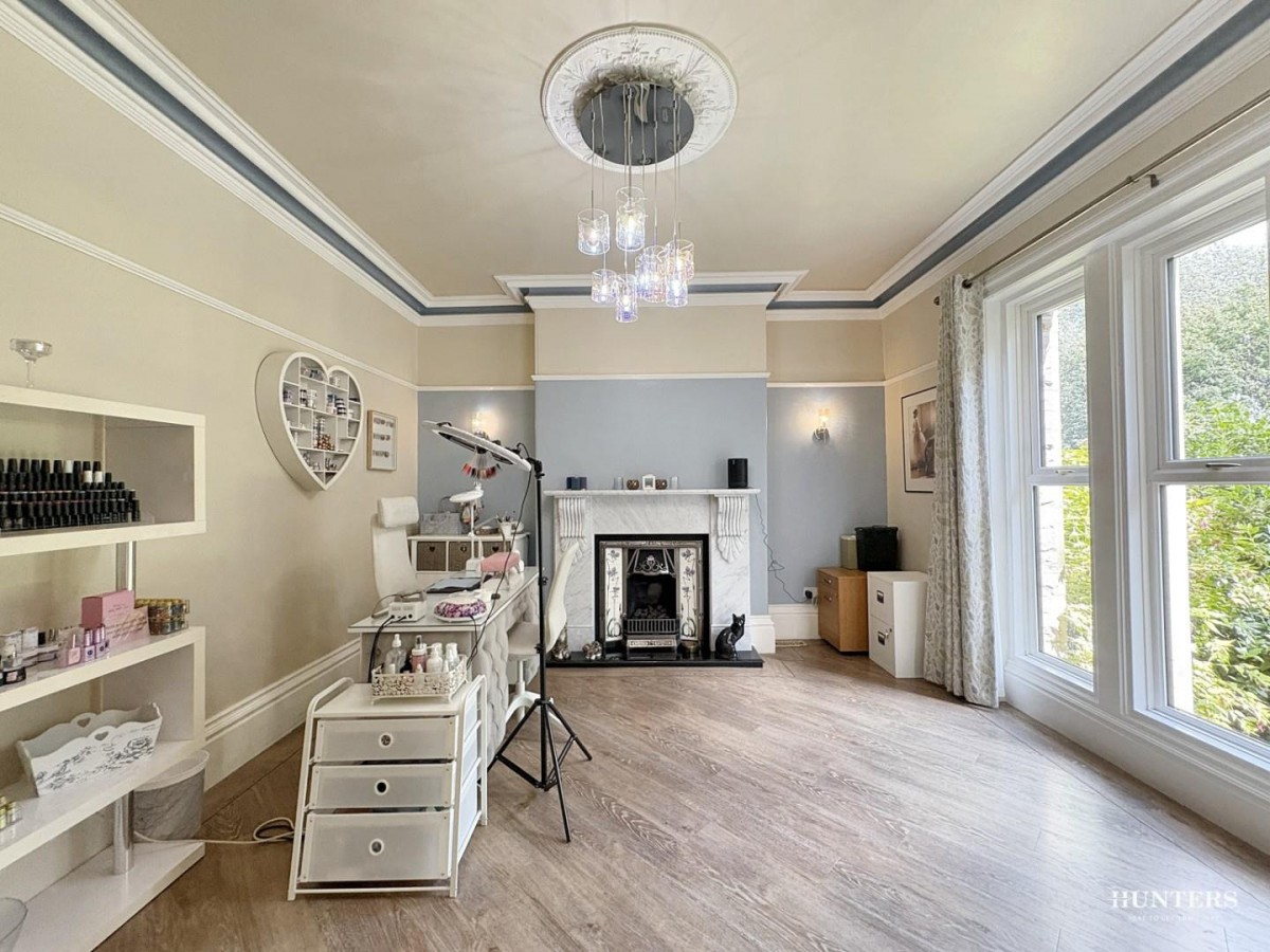 Island View, Dewsbury