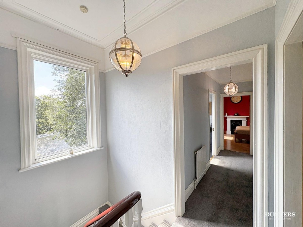 Island View, Dewsbury