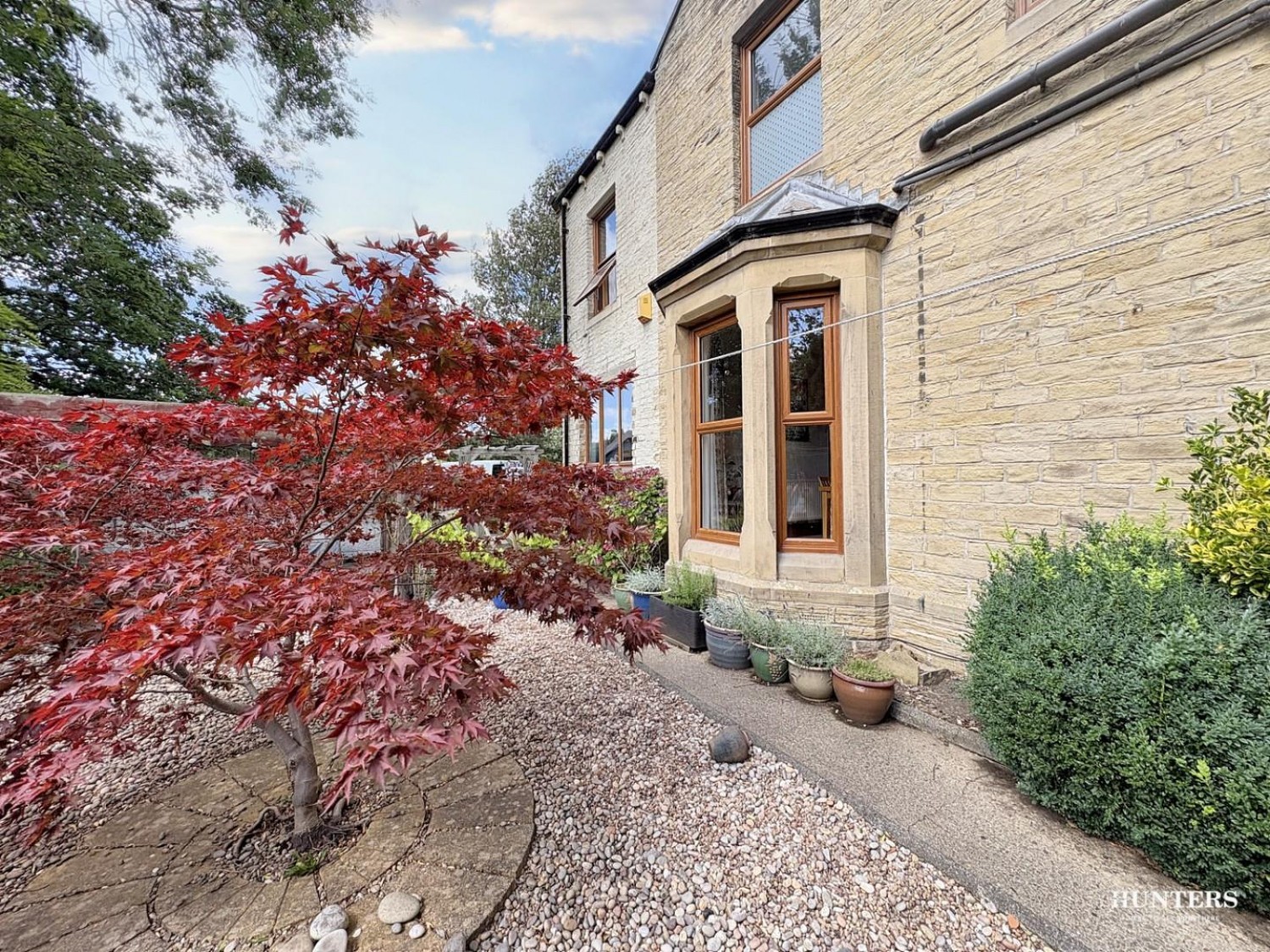 Island View, Dewsbury