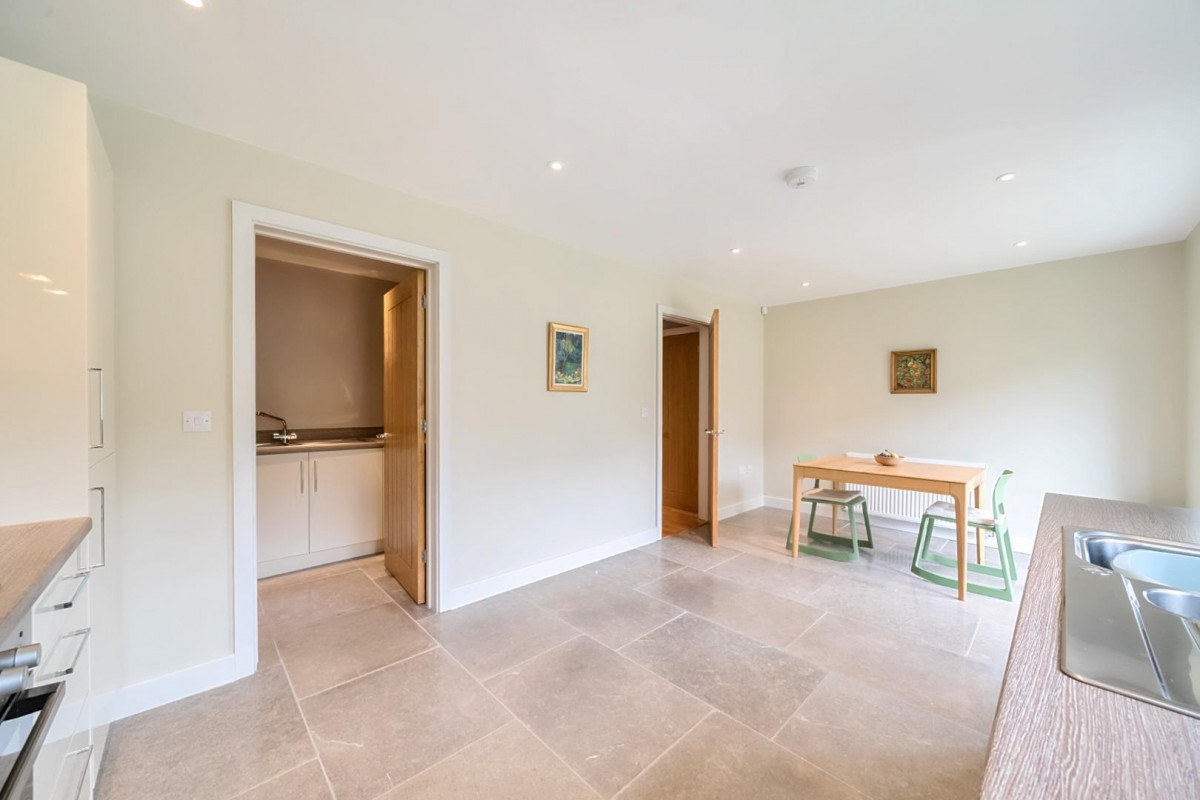 Laurels Farm Drive, Church Fenton, Tadcaster, North Yorkshire