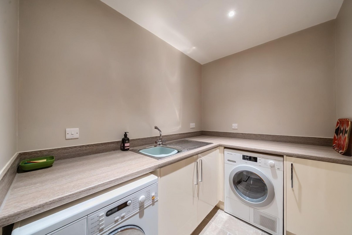 Laurels Farm Drive, Church Fenton, Tadcaster, North Yorkshire