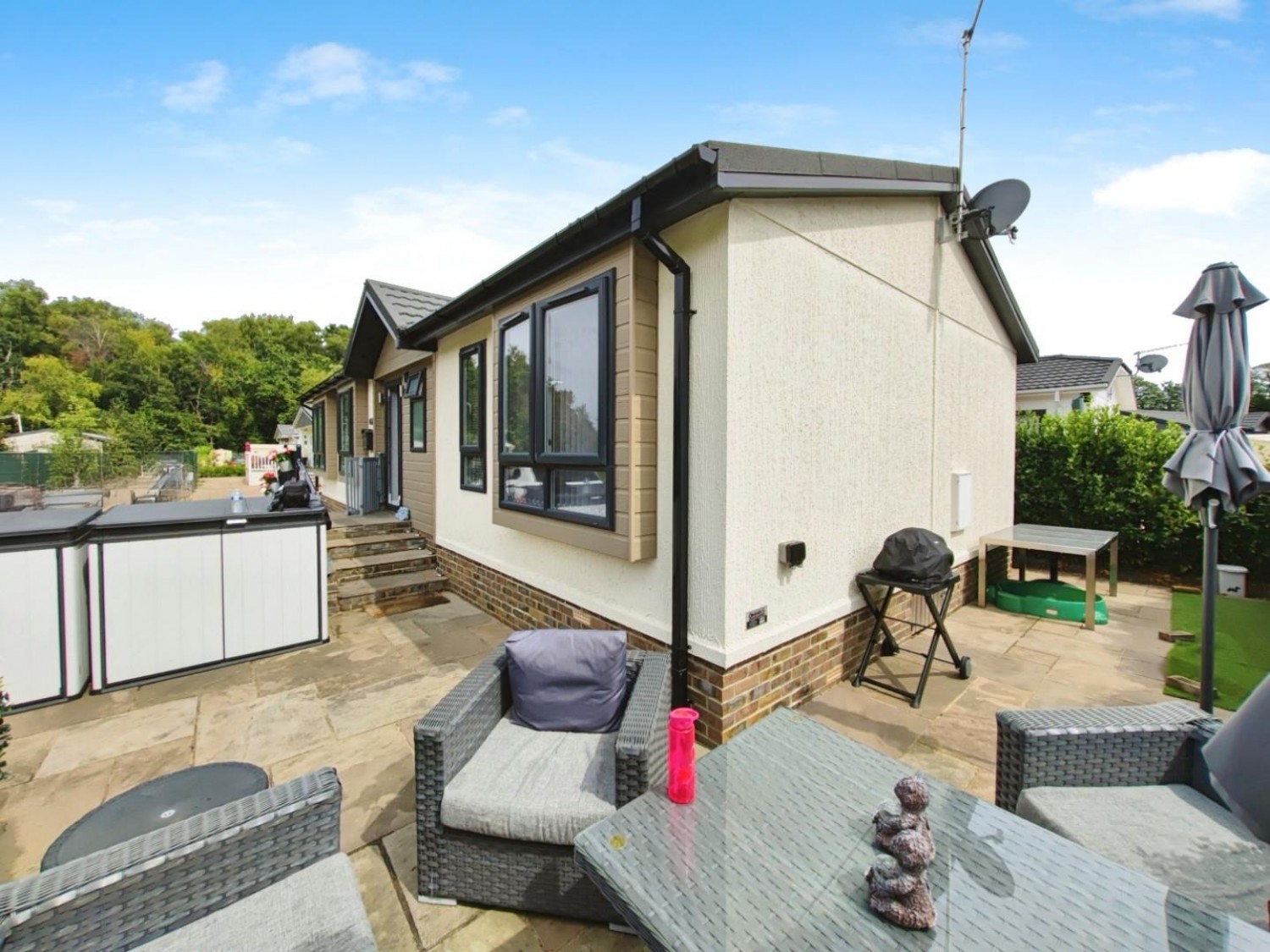 Barkham ride, Finchampstead, Wokingham