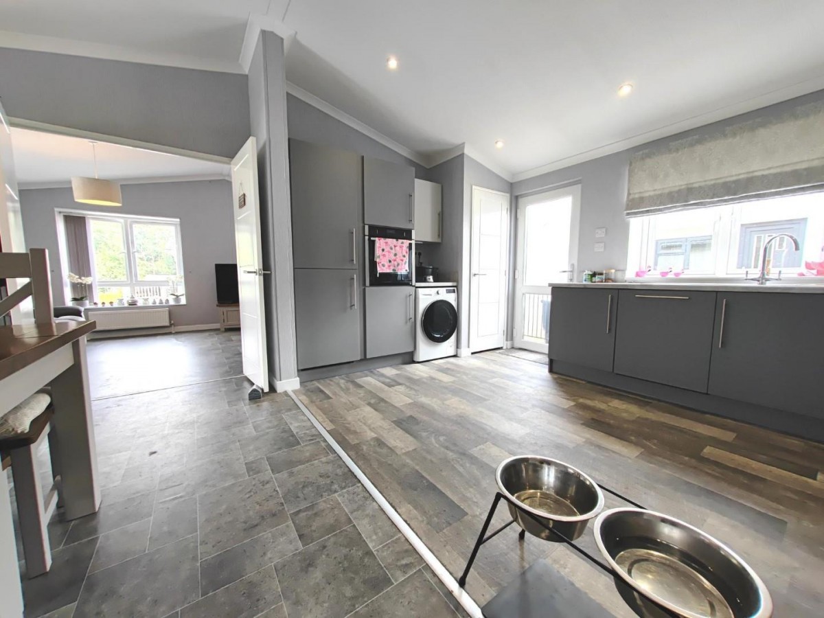 Barkham ride, Finchampstead, Wokingham