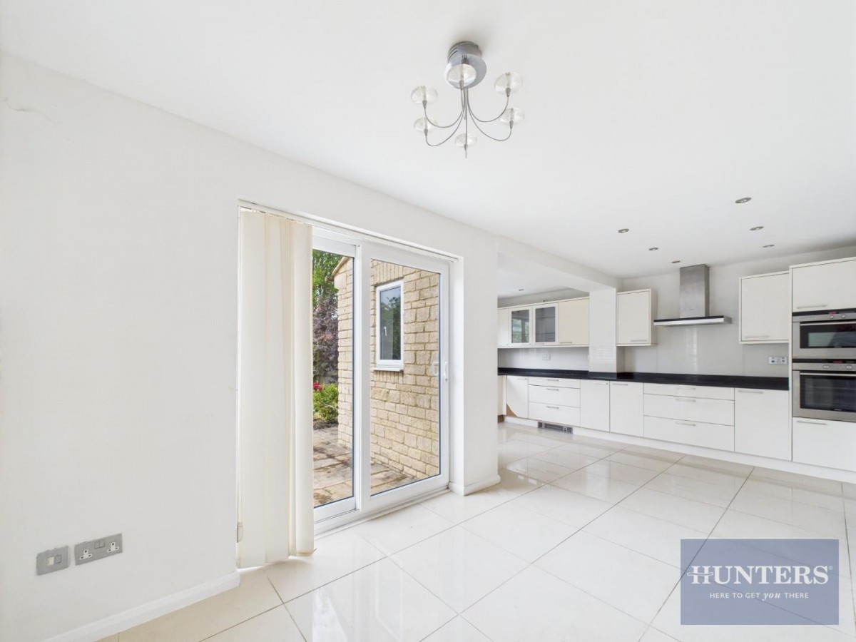 Hillier Drive, Up Hatherley, Cheltenham