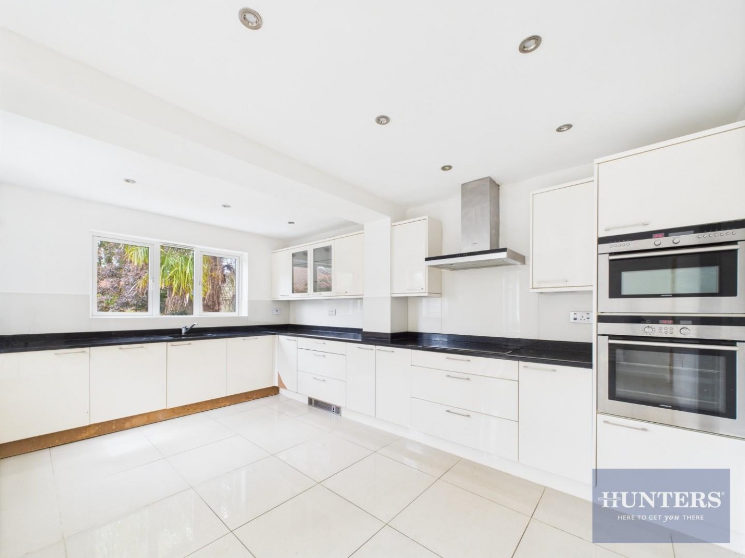 Hillier Drive, Up Hatherley, Cheltenham