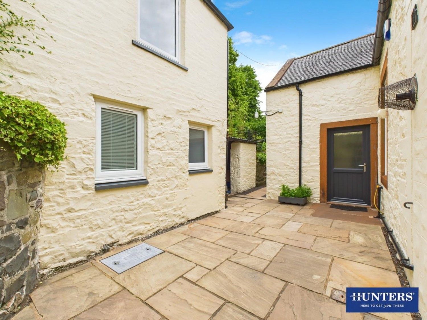 Laurel Bank & Laurel Cottage, Beechgrove, Moffat, DG10