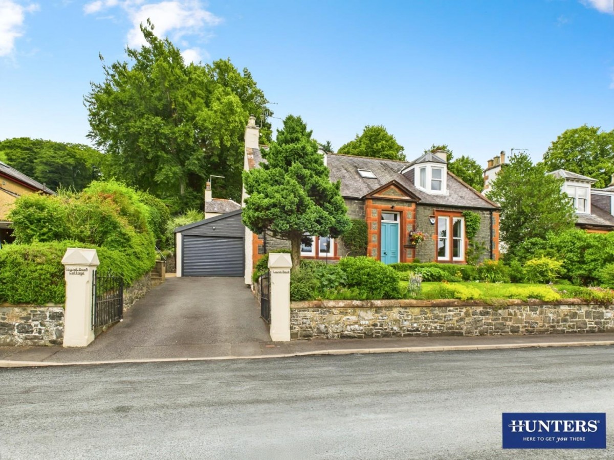 Laurel Bank & Laurel Cottage, Beechgrove, Moffat, DG10