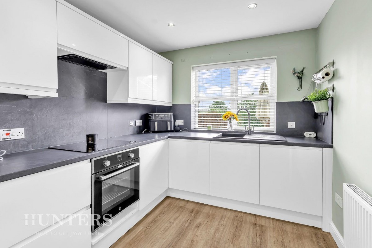 Stott Street, Hurstead, OL16 2SB