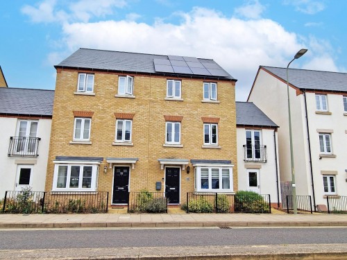 Pioneer Way, Bicester