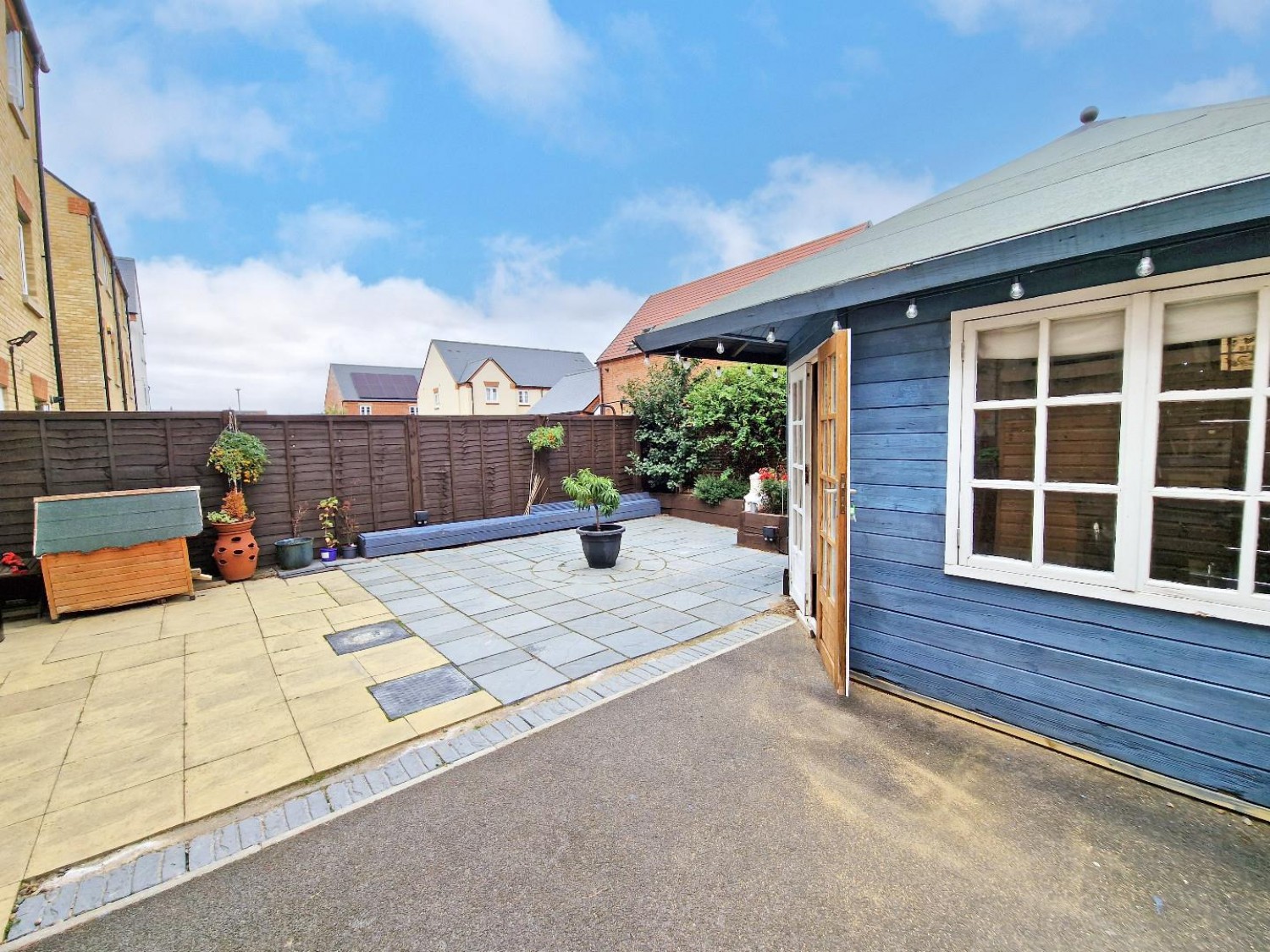 Pioneer Way, Bicester