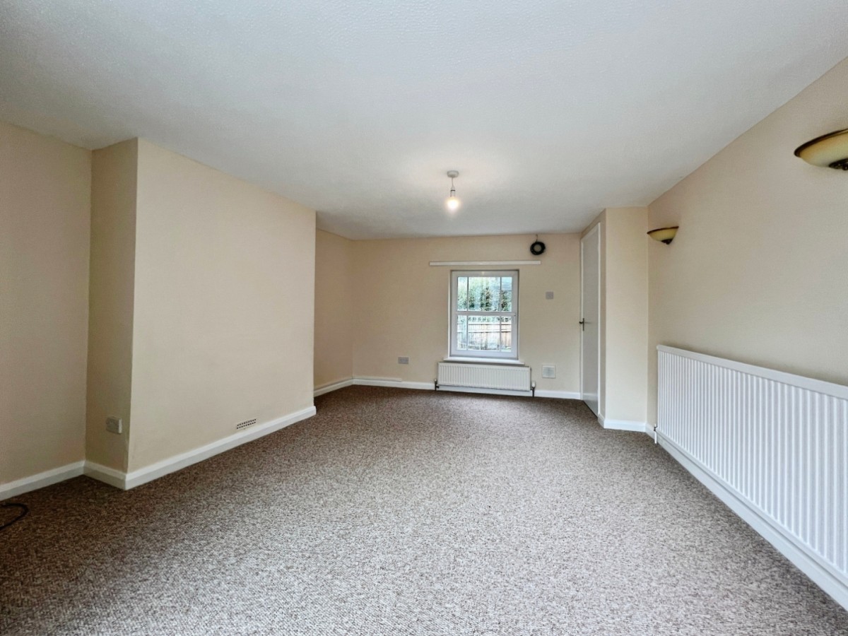 Pilgrims Way, Boughton Lees, Ashford