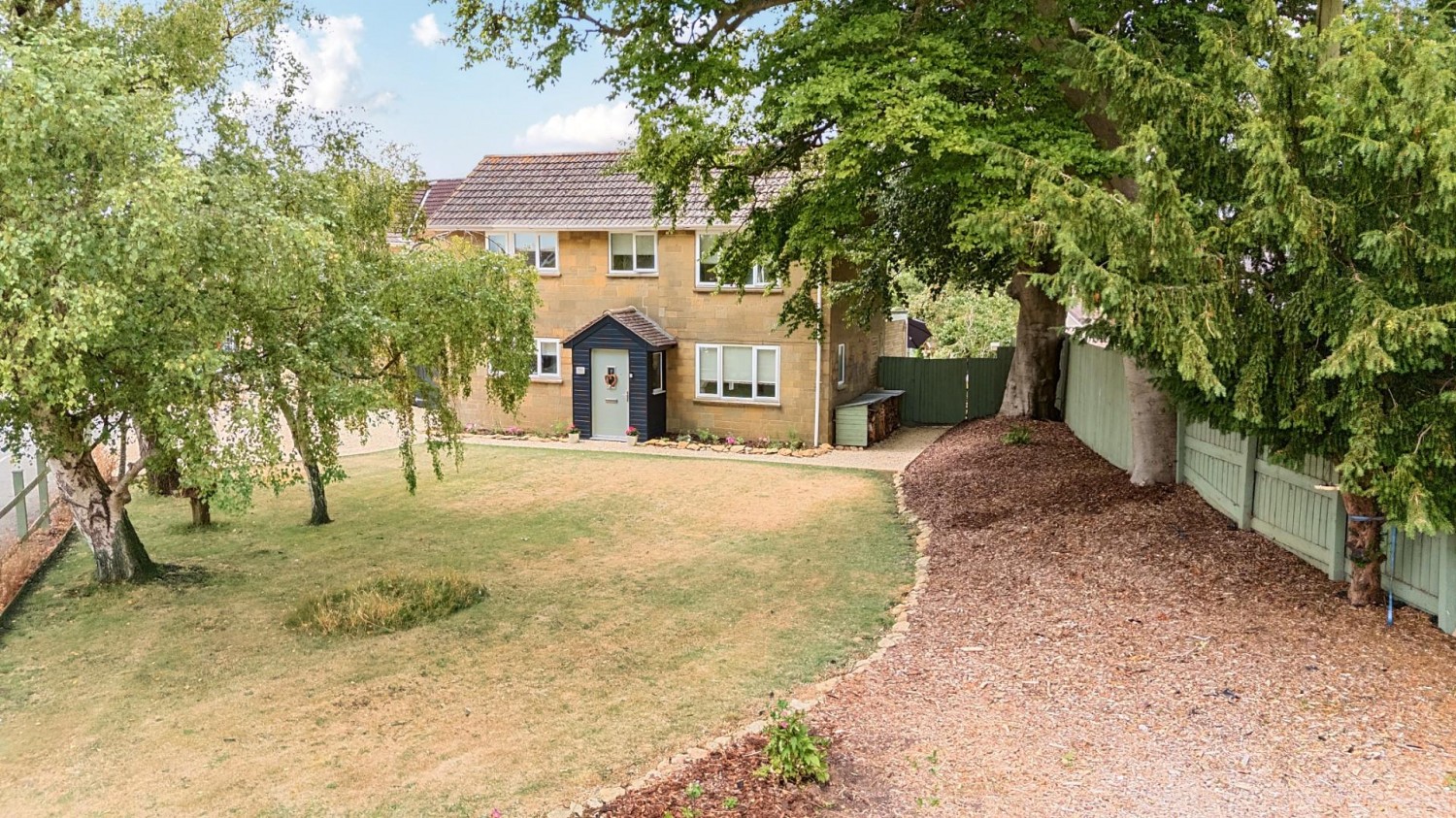 Limerick Close, Milborne Port