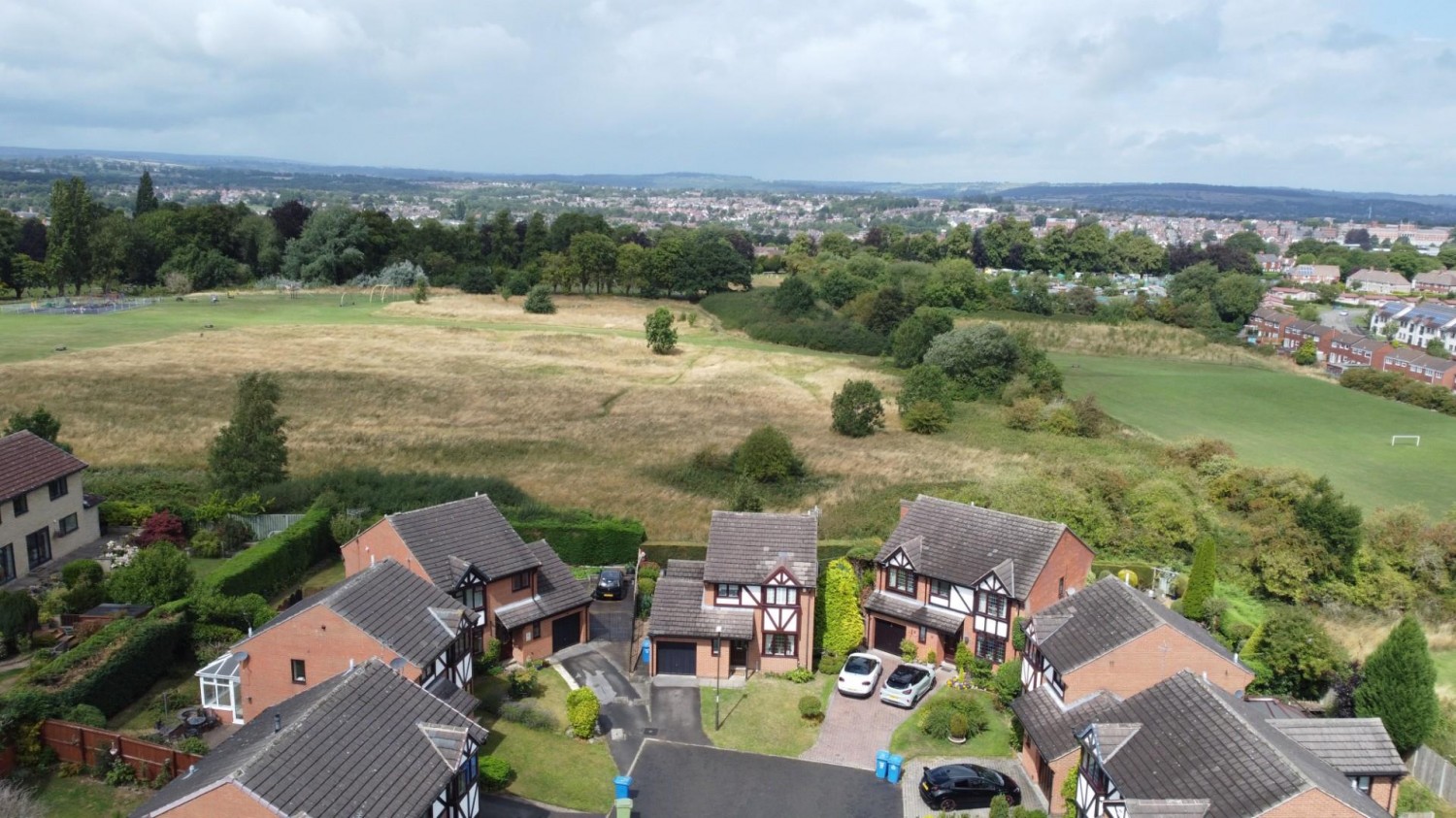 Wisbech Close, Walton, Chesterfield, S40 3RQ