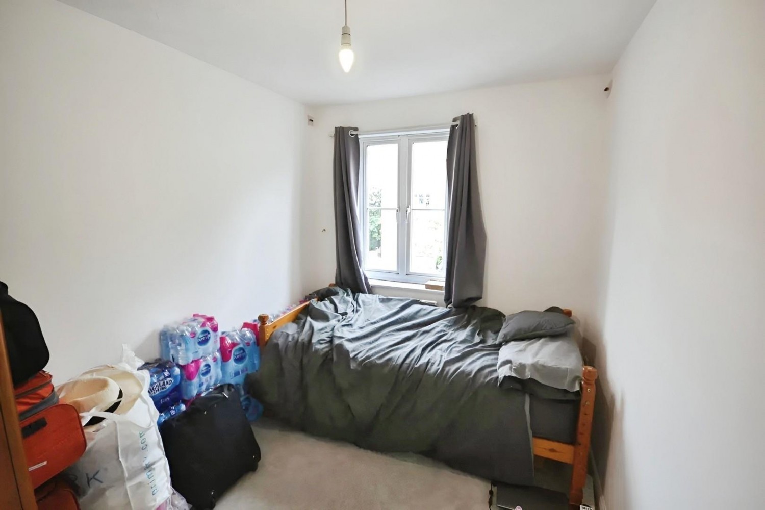 St. James Gardens, Little Heath