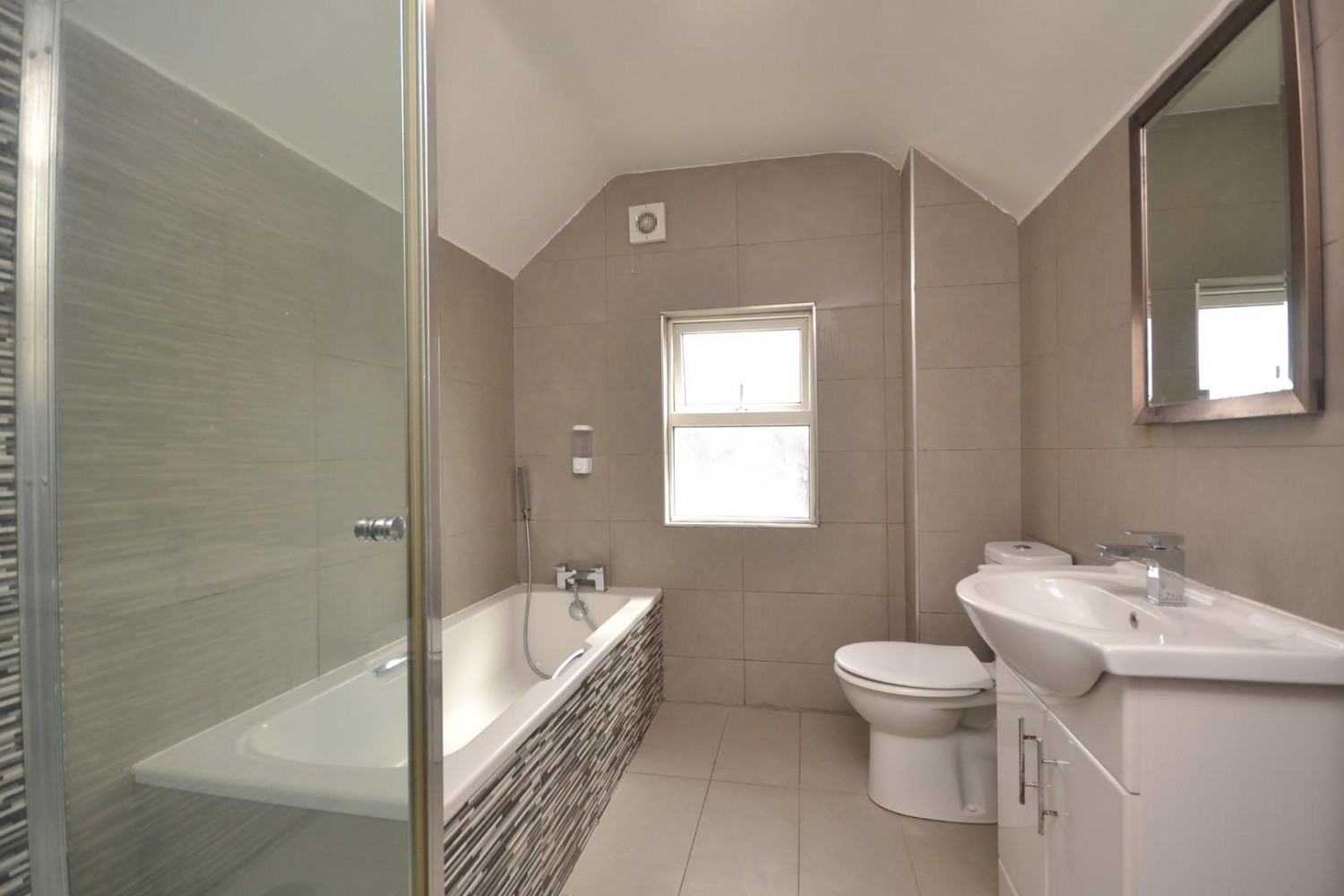 Ross Road, Reading, Berkshire