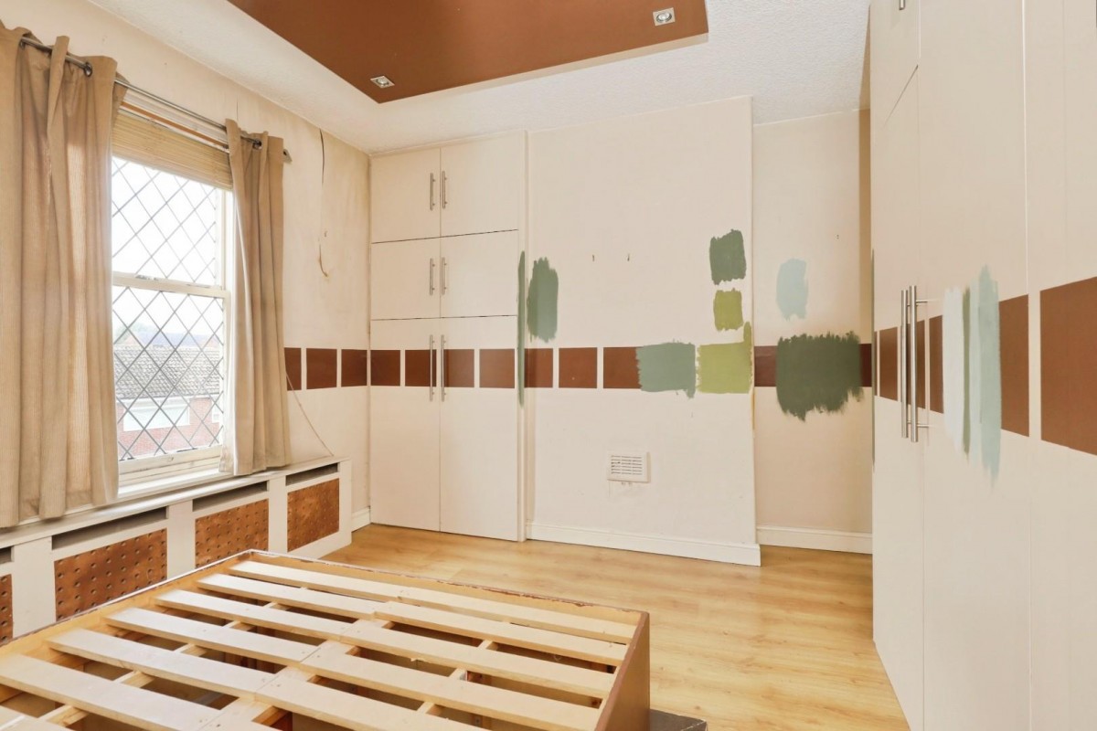 Albert Road, Meersbrook, Sheffield, S8 9QX