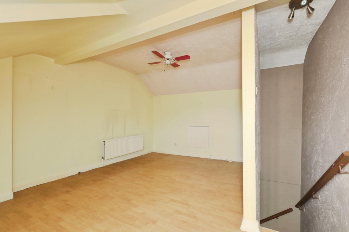 Albert Road, Meersbrook, Sheffield, S8 9QX