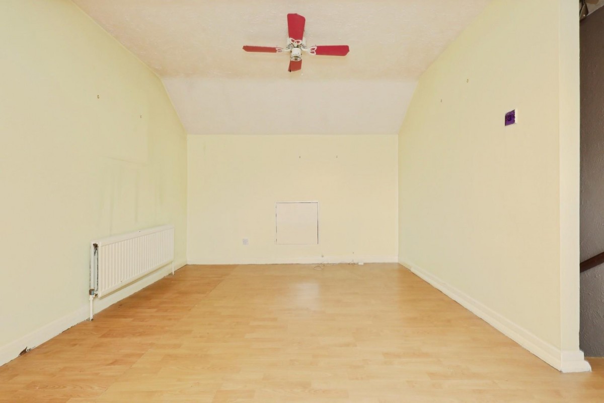 Albert Road, Meersbrook, Sheffield, S8 9QX