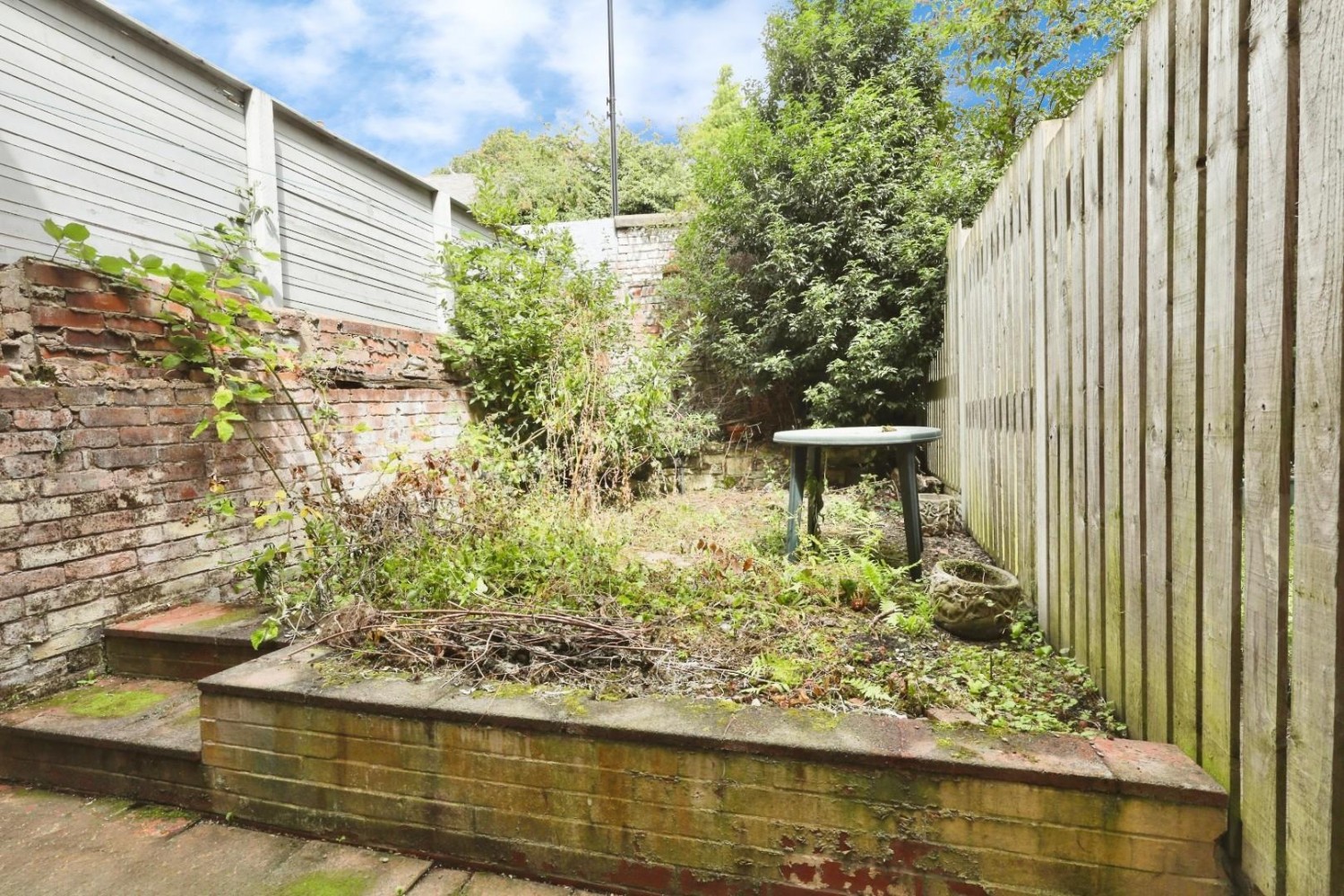 Albert Road, Meersbrook, Sheffield, S8 9QX