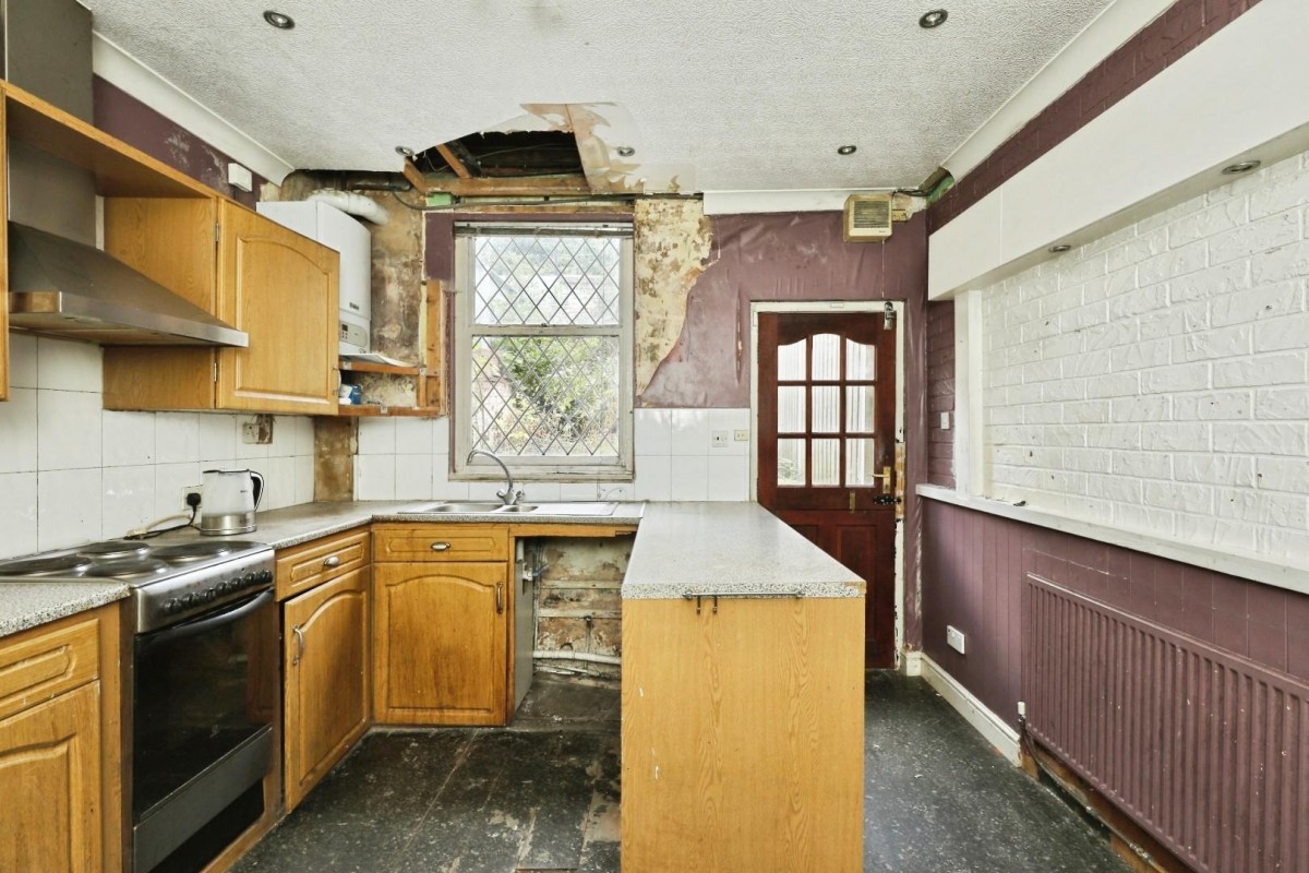 Albert Road, Meersbrook, Sheffield, S8 9QX