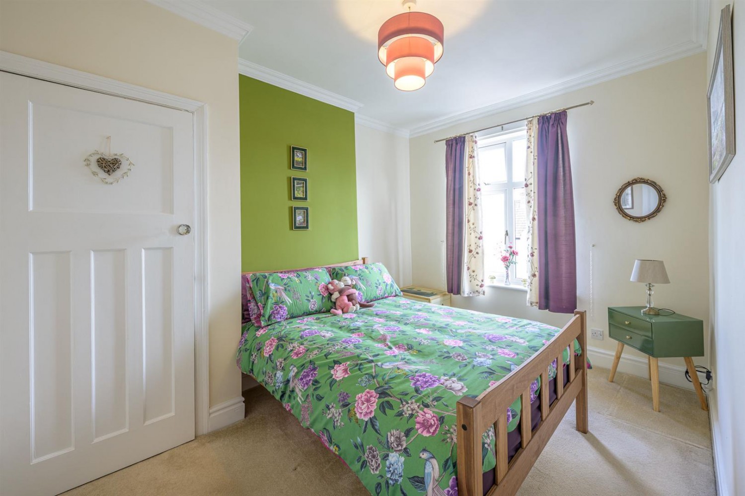 Bromley Lane, Kingswinford, DY6 8HX