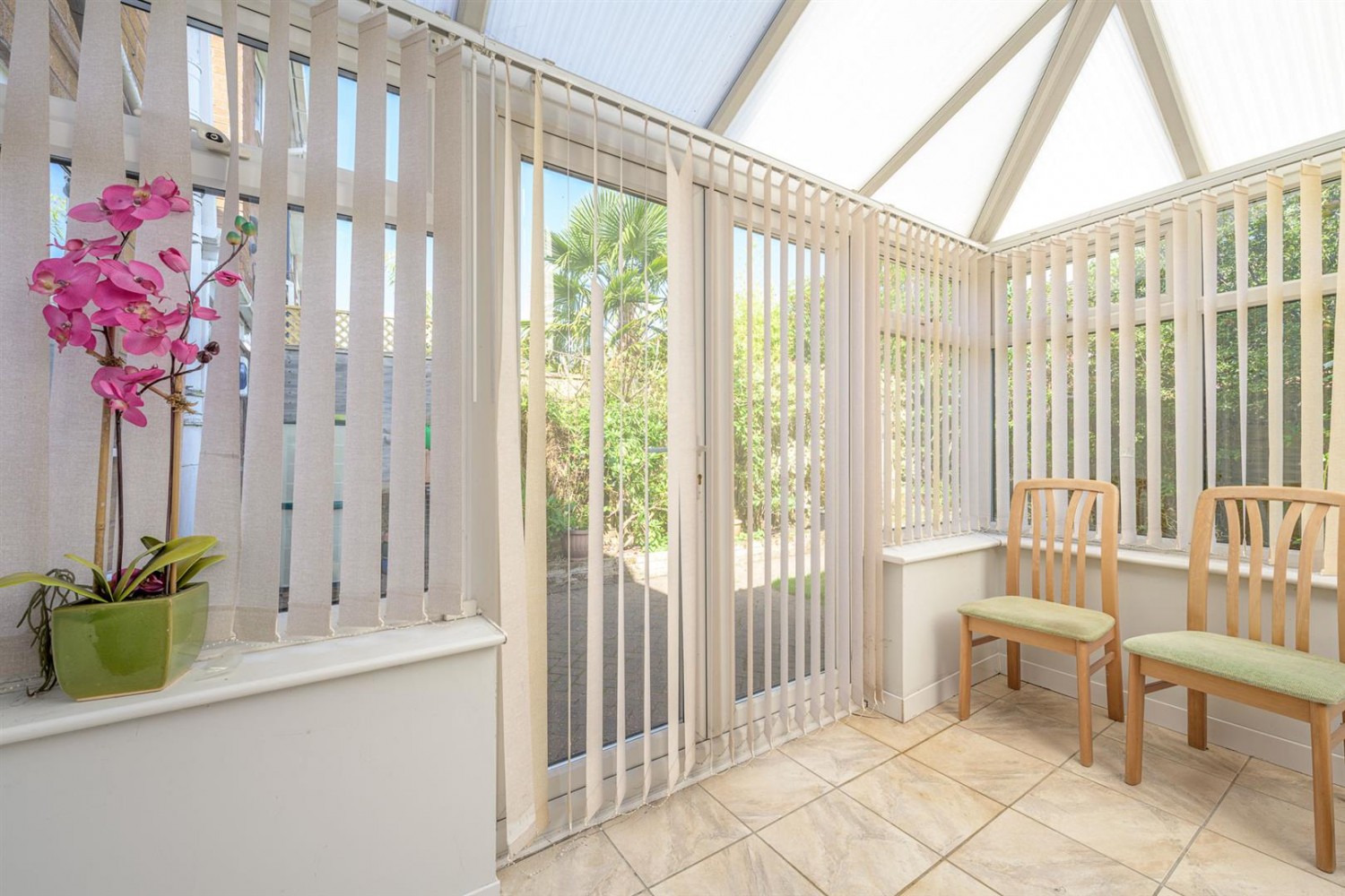 Arundel Road, Wordsley, DY8 5EJ