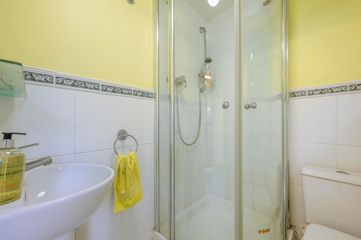 Arundel Road, Wordsley, DY8 5EJ