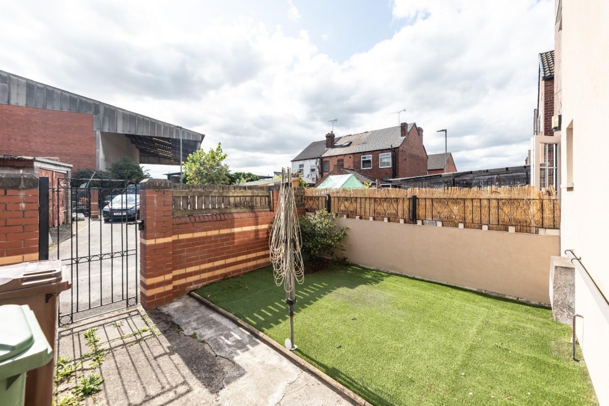 Wood Street, Castleford
