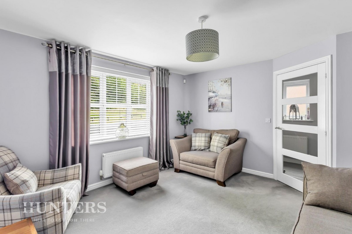 Joseph Lister Drive, Wardle, OL12 9PT