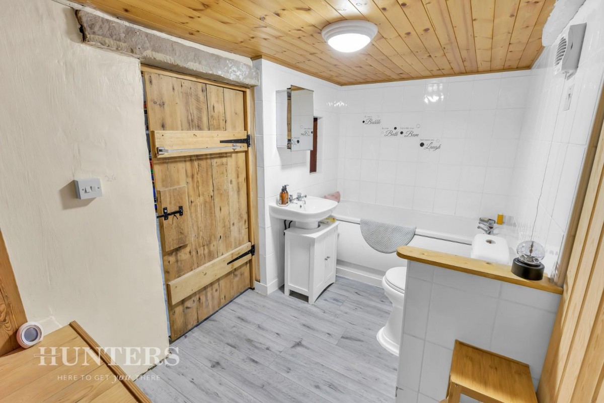 Hartley Street, Wardle, OL12 9NS