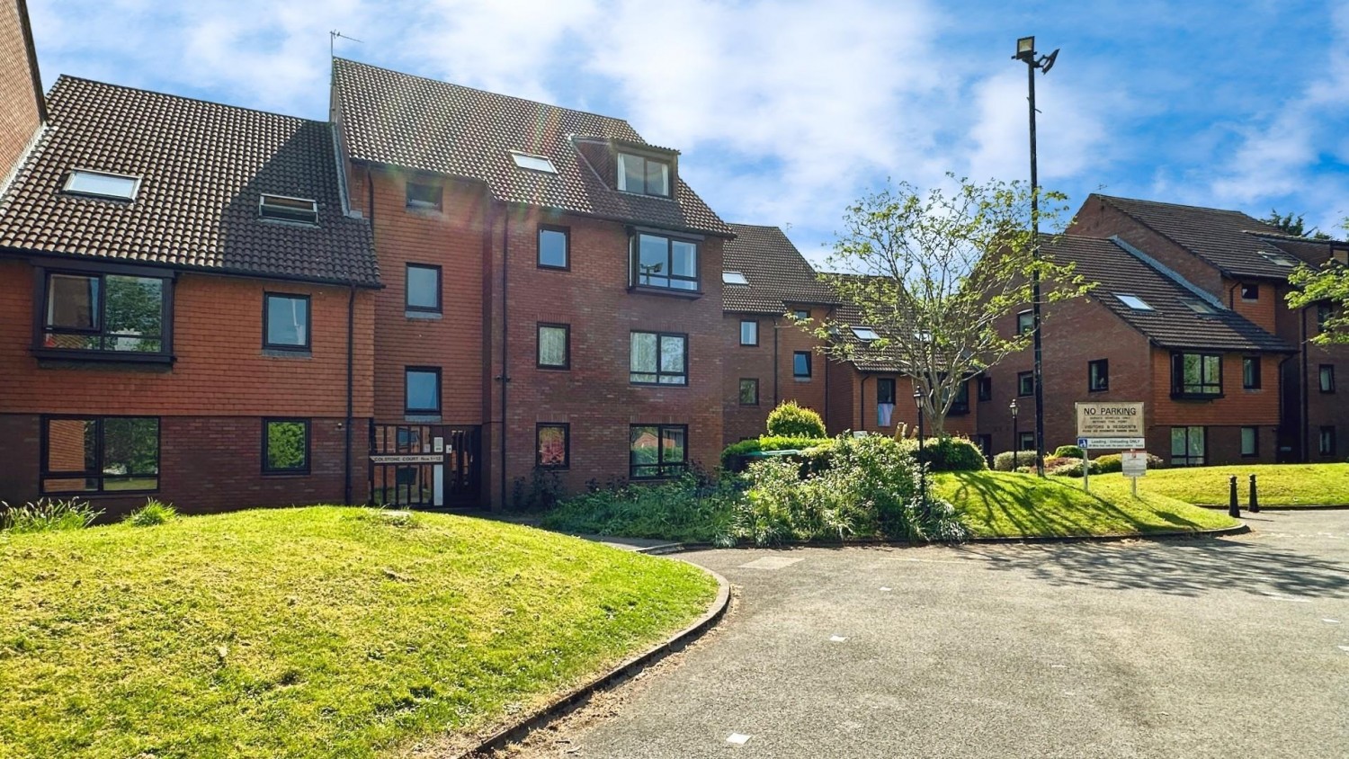 Marina Gardens, Bristol