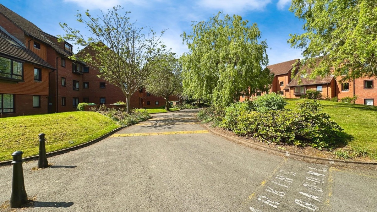 Marina Gardens, Bristol