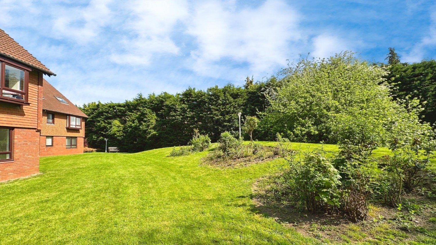 Marina Gardens, Bristol