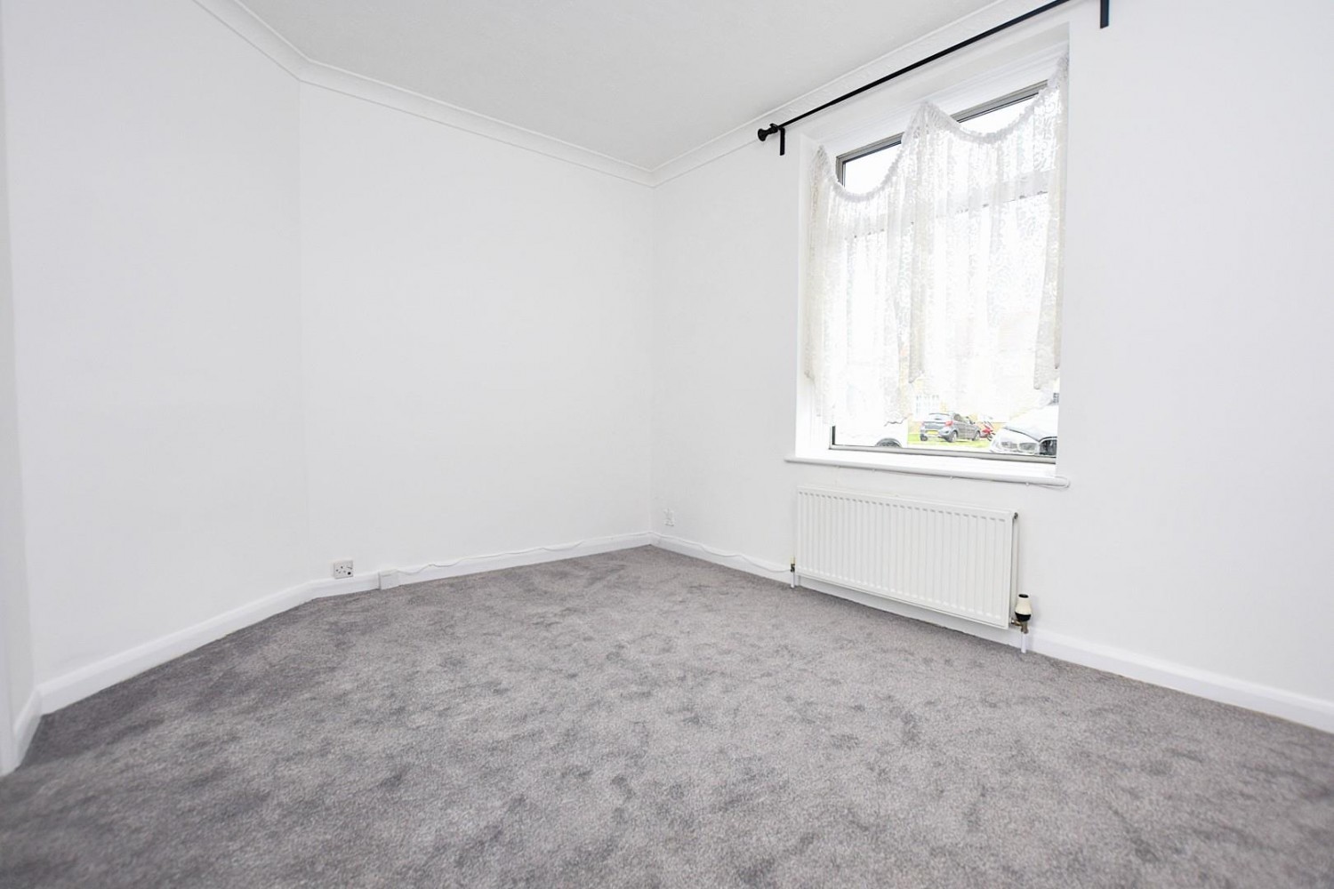 Joan Gardens, Dagenham, RM8