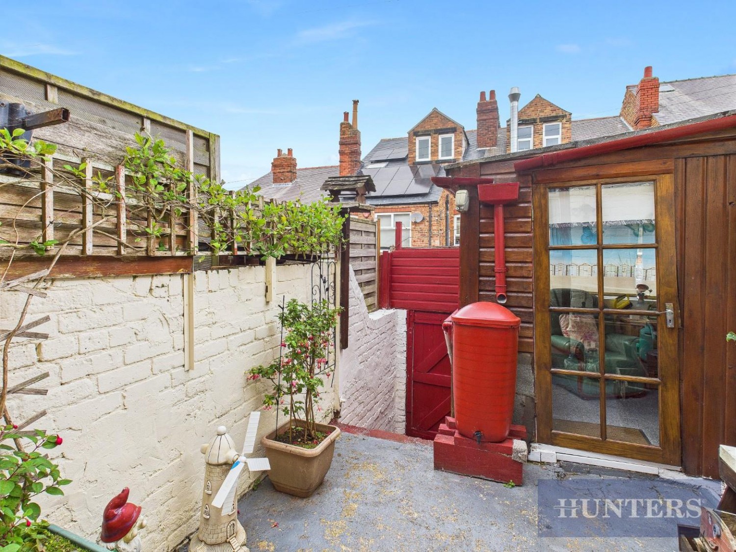 Woodall Avenue, Scarborough