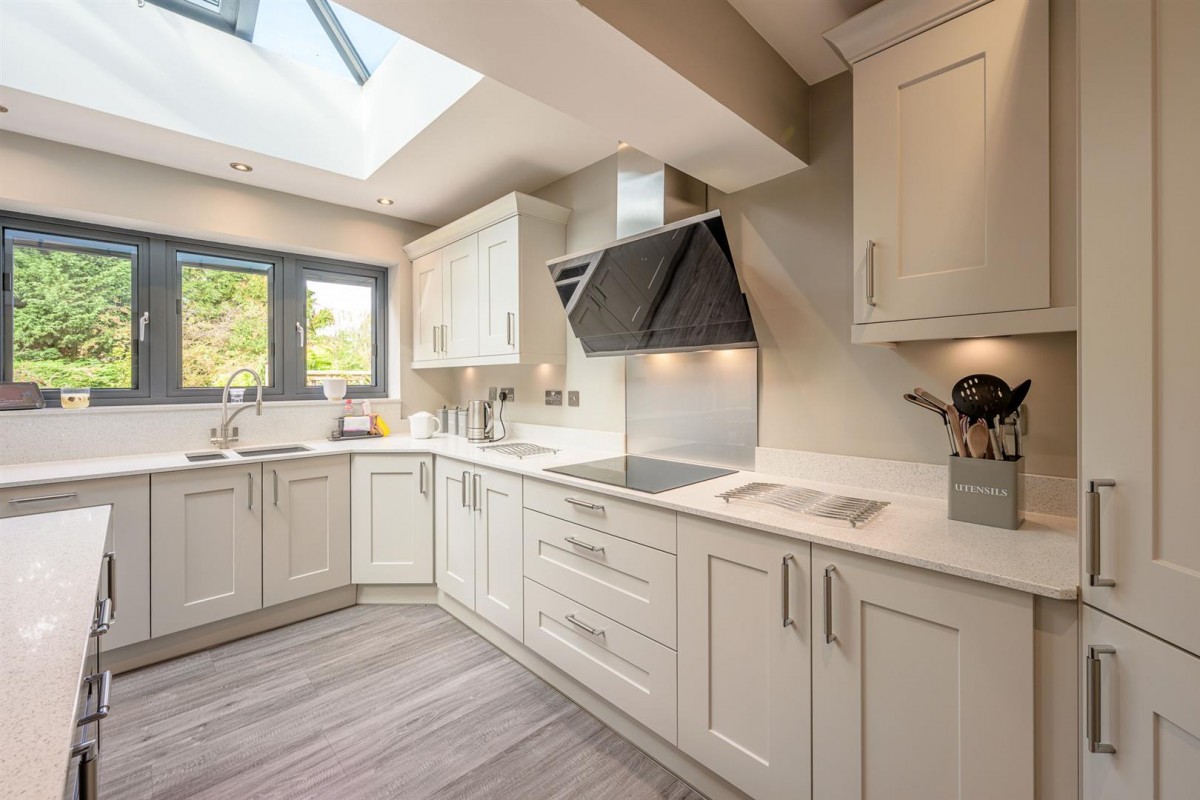 Cobham Road, Pedmore, Stourbridge, DY8 2PD