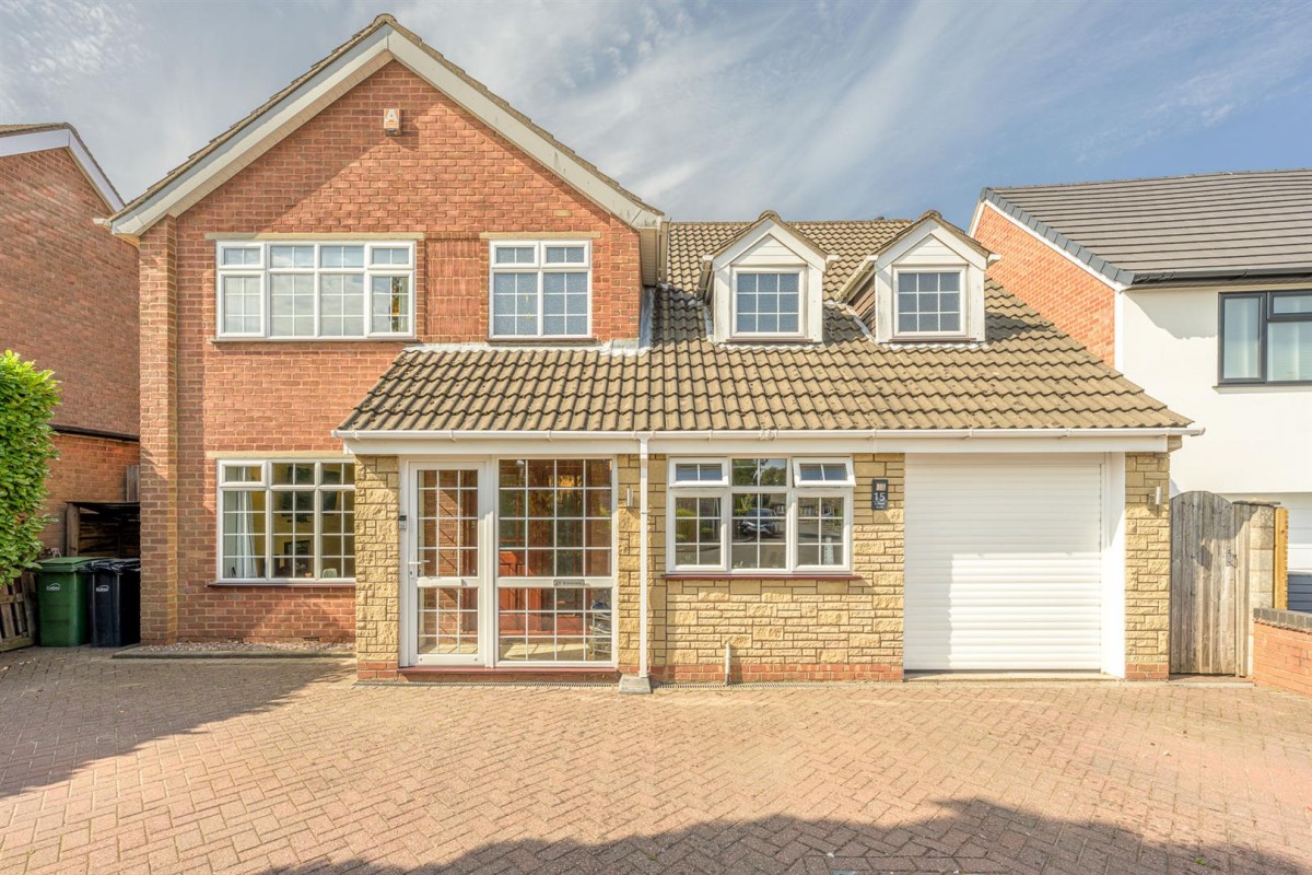 Cobham Road, Pedmore, Stourbridge, DY8 2PD