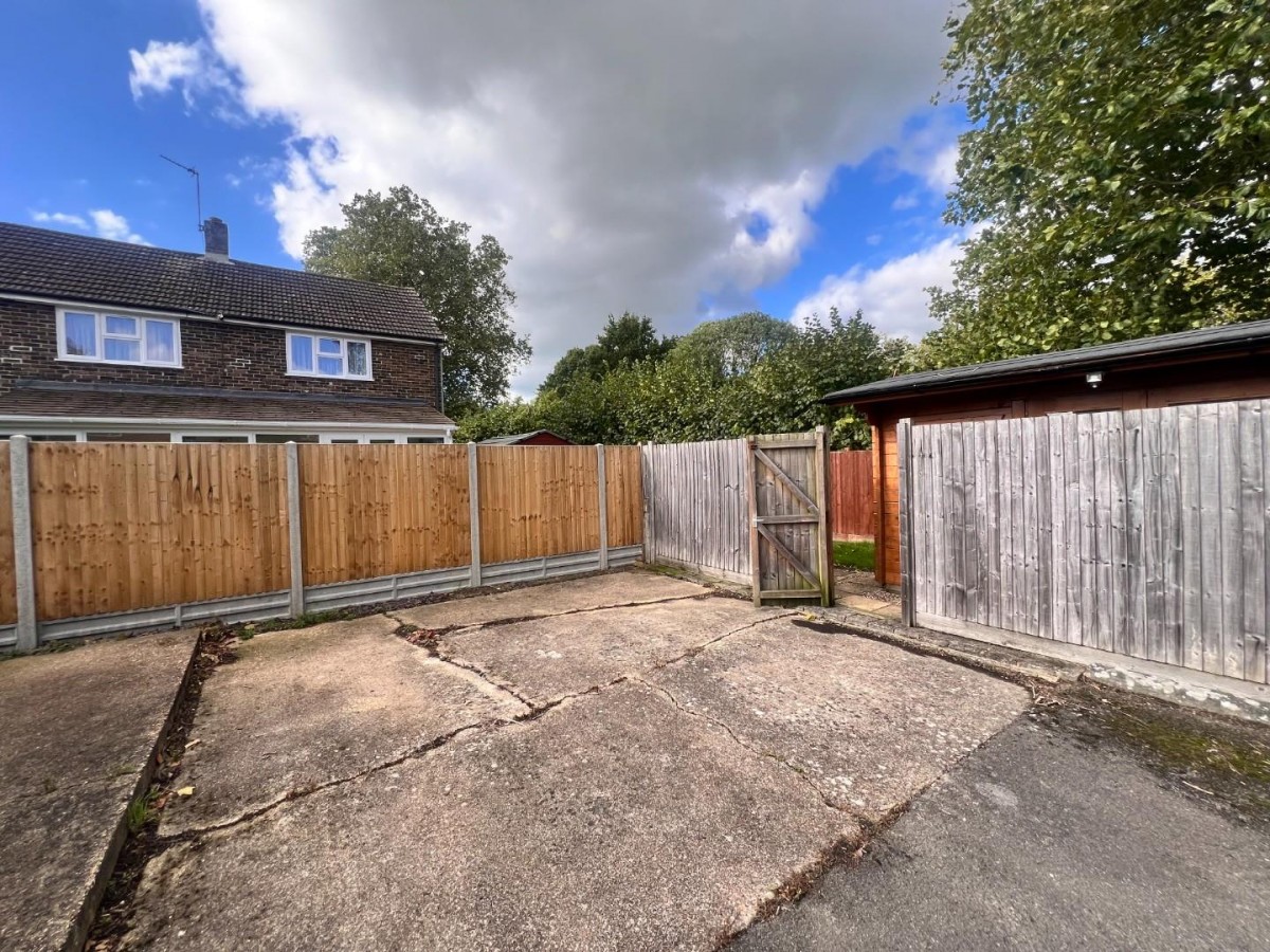 Cleves Way, Ashford