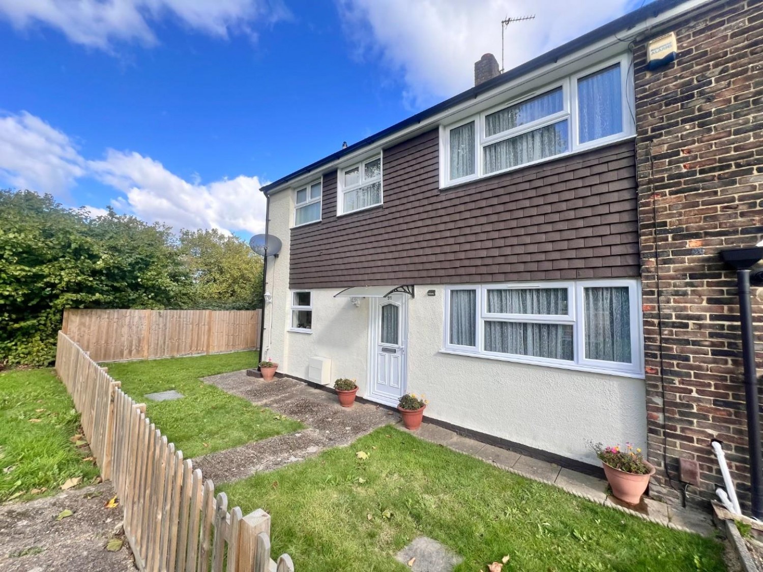 Cleves Way, Ashford