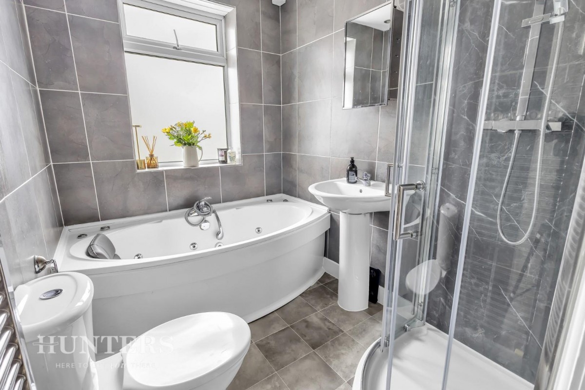 Springbank, Chadderton